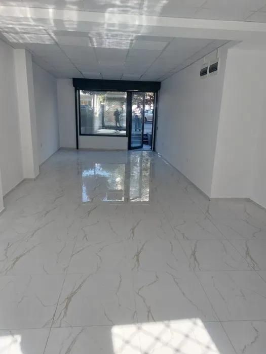 Дава се под наем Магазин в Варна, Трошево - 106 кв.м за 947.58 € - Снимка #2