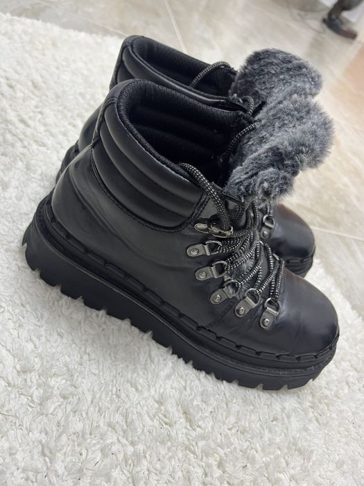 Ghete Skechers imblanite- marimea 36