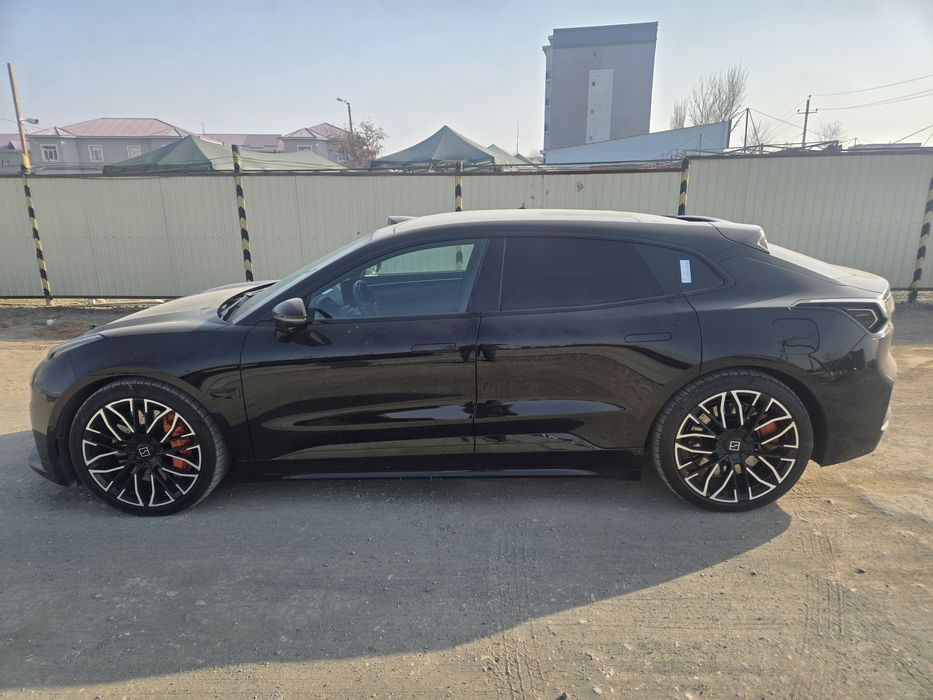 Zeekr 001 You Z Sport eng fulli 2024 yil