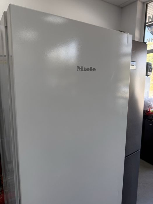 Хладилник и Фризер MIELE A++