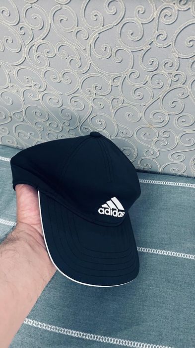 Продам Кепка Адидас оригинал