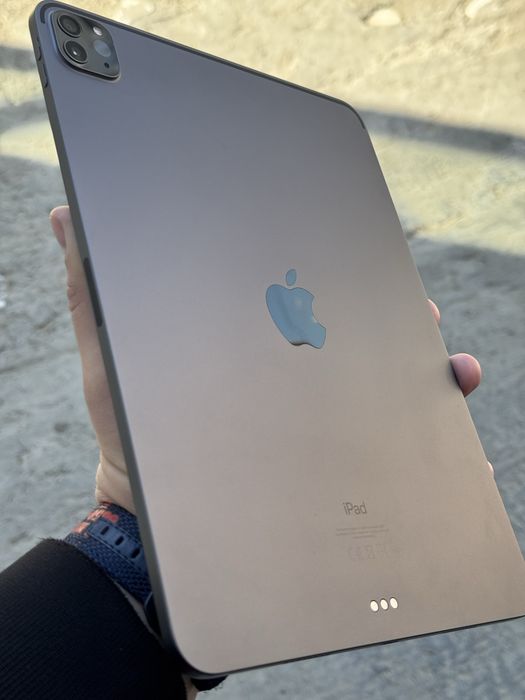 Tableta Apple iPad Pro 3rd Gen. (11-inch, Wi-Fi, 128GB)