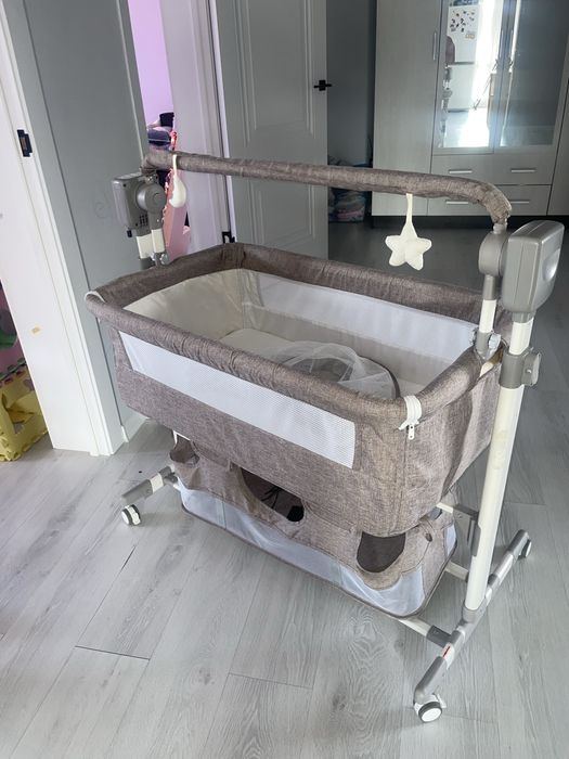 Продам манеж-кровать