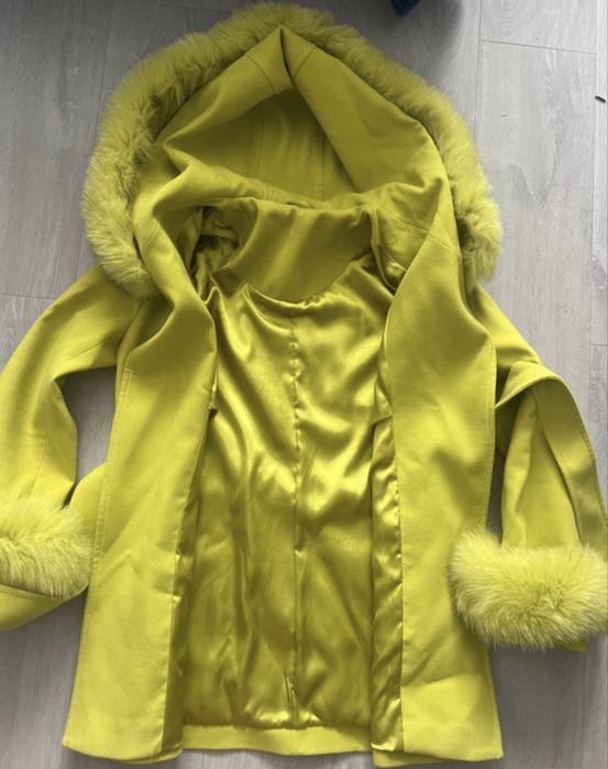 Haina cu blana naturala