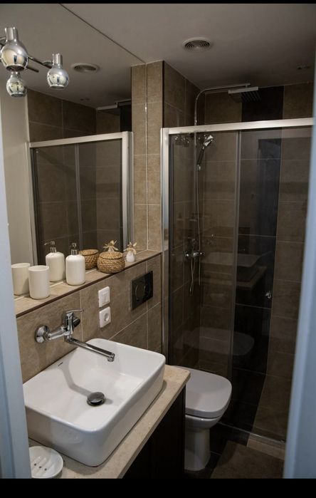 Regim hotelier închiriez