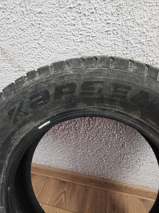 Продам 4 колеса шины зимние
