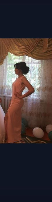 Продам платье одевала 1 раз