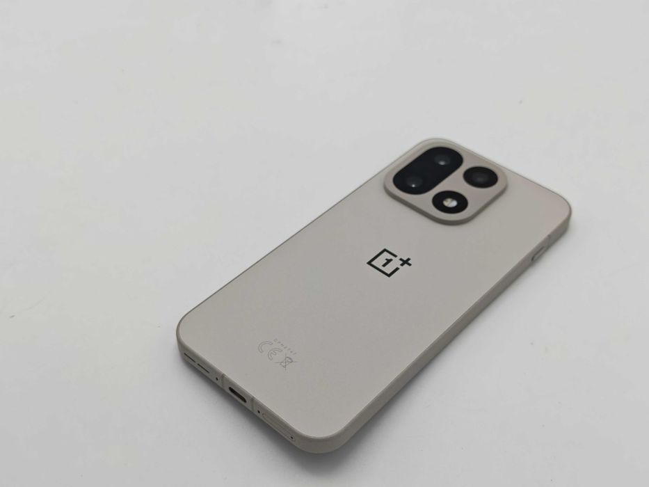 OnePlus 15 Sand Storm 16 Ram 512 Gb Memorie FullBox