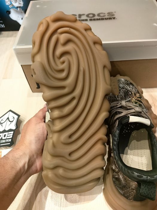 crocs juniper  41/42