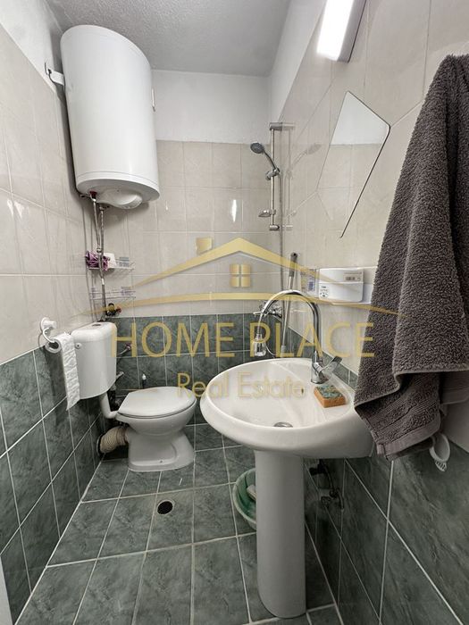 ТРИСТАЕН апартамент под наем - Център