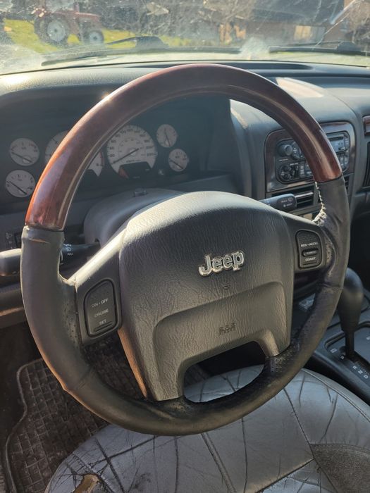 Dezmembrez 
Jeep grand cherokee 2.7 crd
2004
volan dreapta
cutie autom