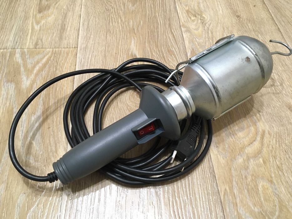 подвижна , работна лампа