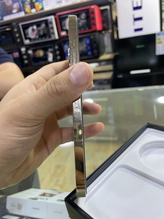 13 pro max 128 gb LL/A sotiladi!