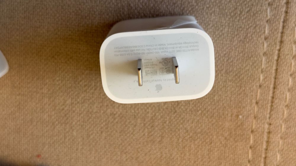 Incarcator apple original A1720 pentru telefon