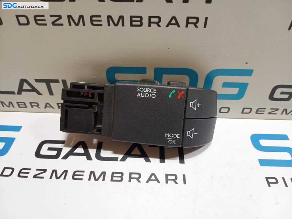 Maneta Comenzi Volan Radio Volum Dacia Sandero 2 2012 - Prezent Cod 255522448R [M6373]