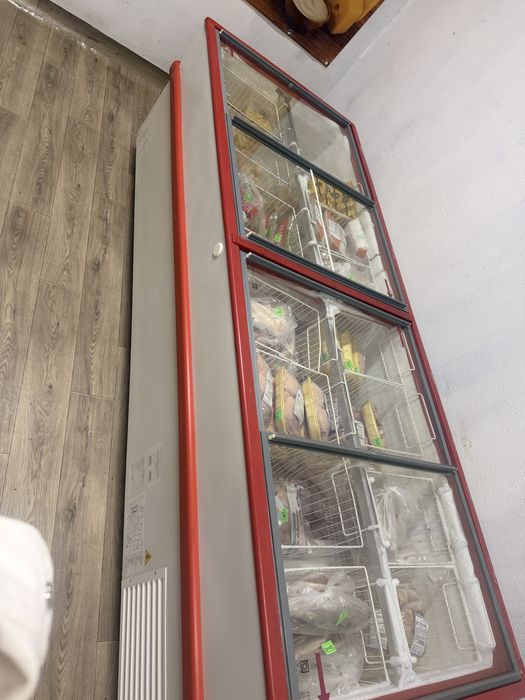 Продам морозильник