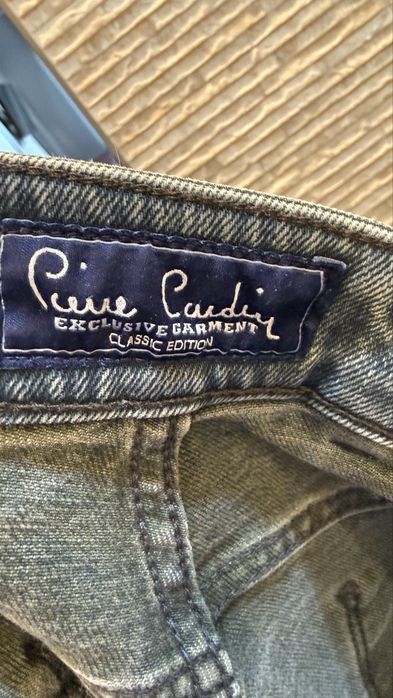 Дънки Пиер Карден талия 101см дължина 100см