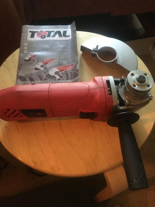 Продам болгарку б/у