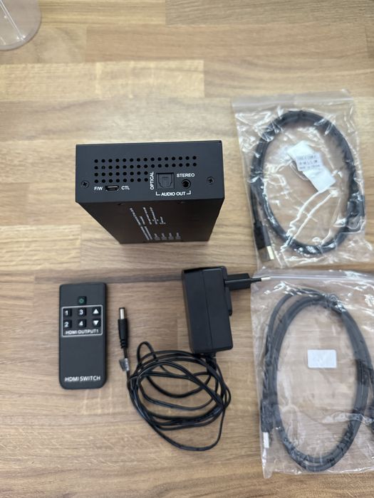 HDMI KVM Switch 4x1 USB 3.0 4K 60Hz