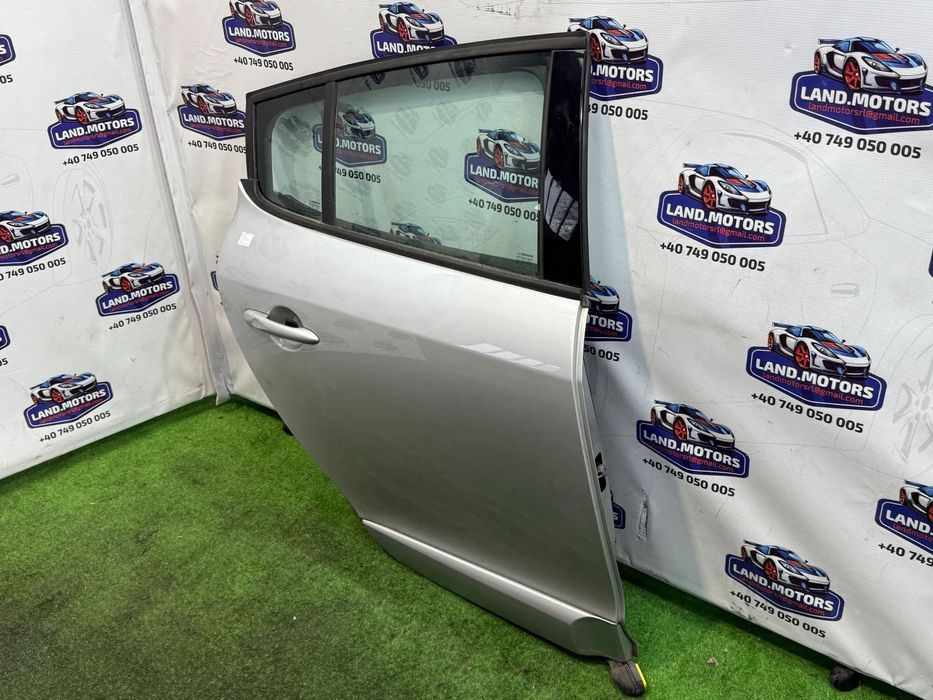 USA PORTIERA SPATE DREAPTA RENAULT MEGANE III B95 1.6 DIESEL 2014 / HATCHBACK 2008-2016