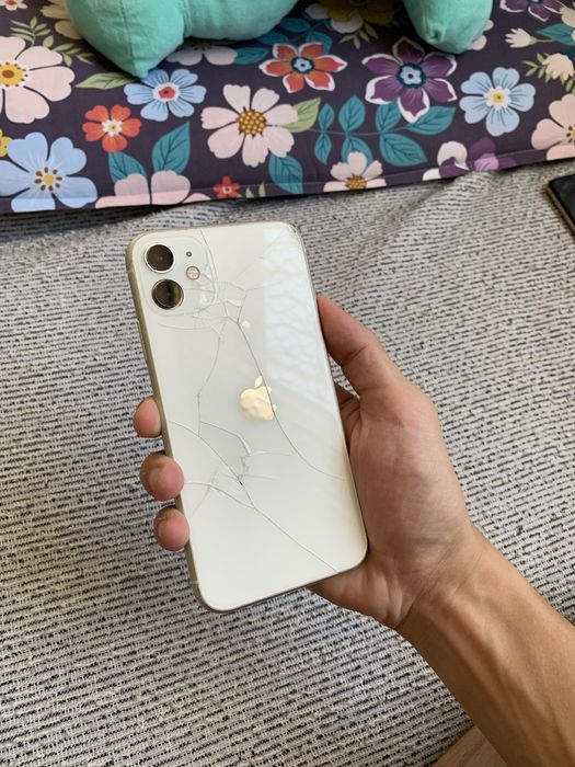 Iphone 11 ikta yaxshi holatda