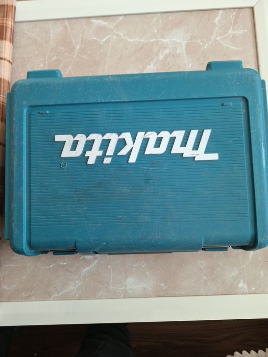 Електрически импакт винтоверт