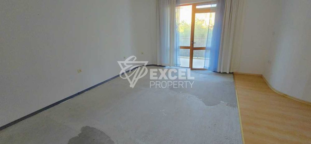 Продава се Тристаен апартамент в к.к. Слънчев бряг - 111 кв.м за 856 €/кв.м - Снимка #2