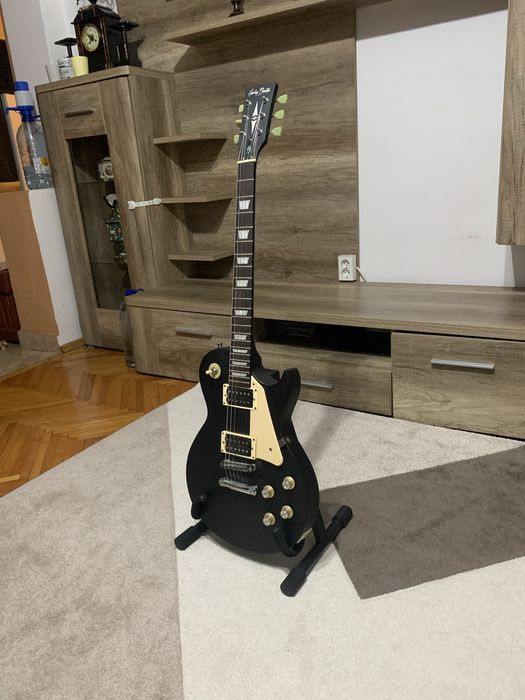 Vând chitara electrică harley benton SC-400 SBK!!