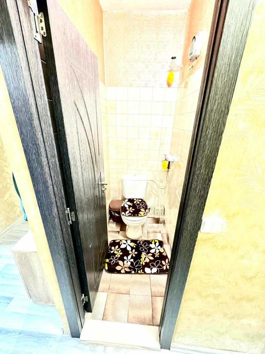 Продава се Тристаен апартамент в Плевен, Сторгозия - 75 кв.м за 1320 €/кв.м - Снимка #9