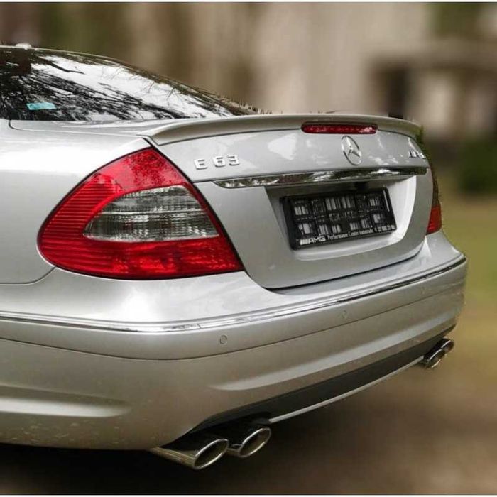 AMG спойлер за багажник за Mercedes E-Class W211 (2002-2009)