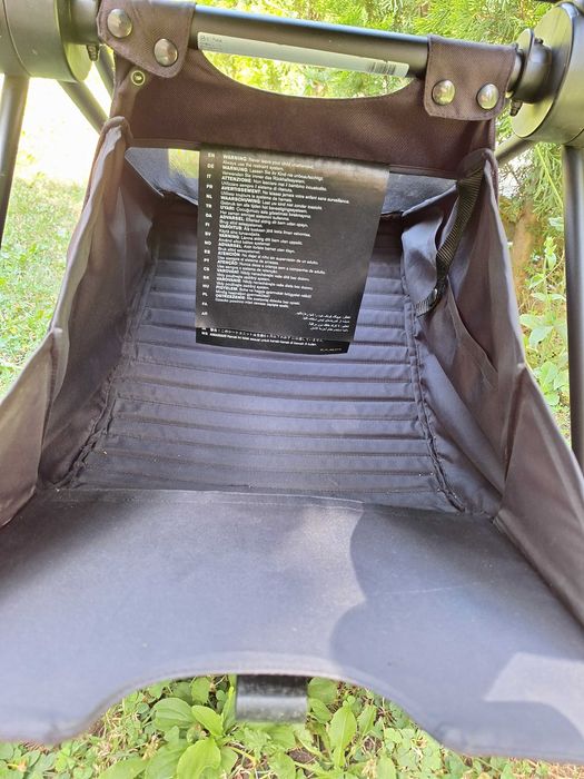 Продавам бебешка количка cybex priam - шаси + летен кош