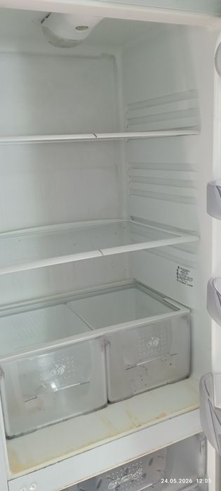 Холодильник Бирюса