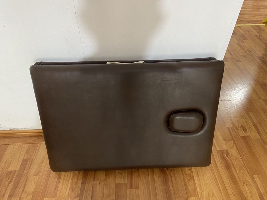 Продам кушетку для массажа