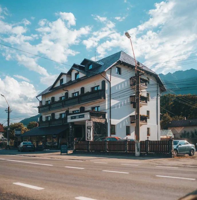 Spatiu comercial de inchiriat - restaurant cu terasa – DN1 Busteni