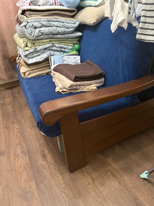 Диван расклад в хорошем состояний