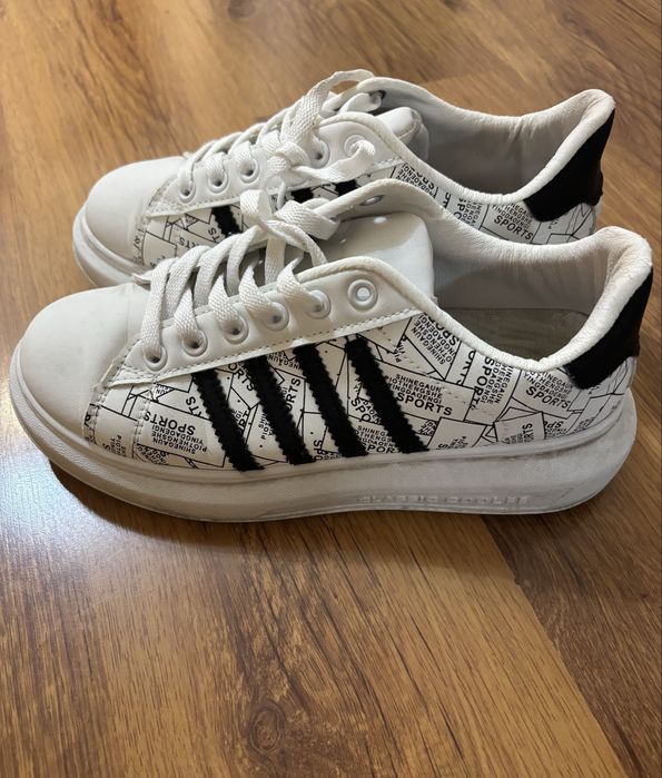 Маратонки Alexander McQueen 37