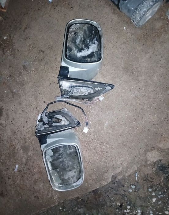 Продам боковые зеркала лексус рх330