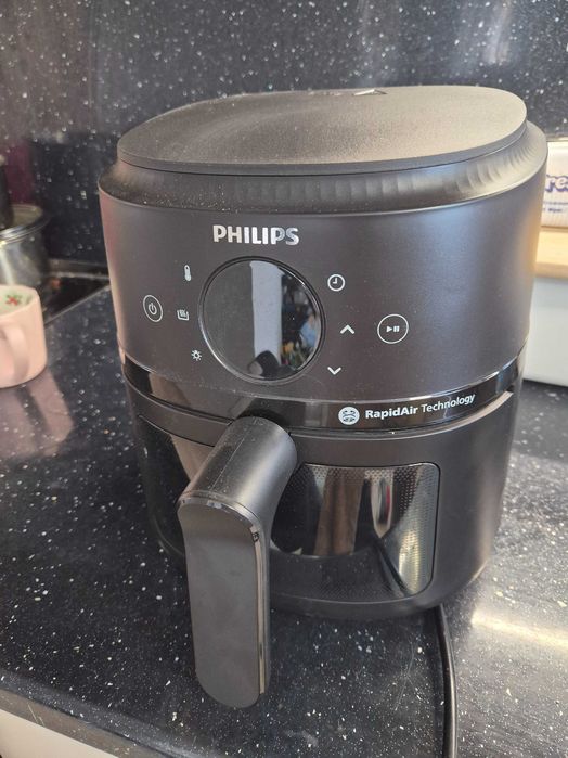 Фритюрник с горещ въздух Philips Airfryer Series 2000