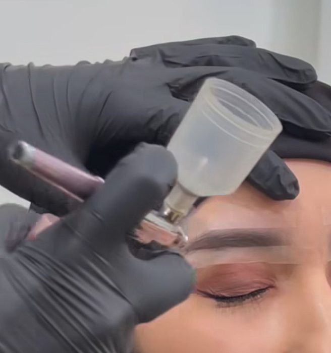 Аэрограф для бровей и ногтей /