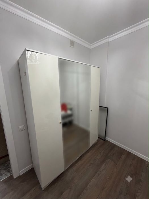 Бесплатно, отдам даром шкаф