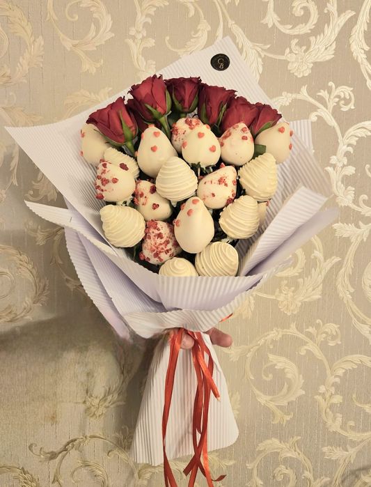 Buchet din căpșuni glazurate
