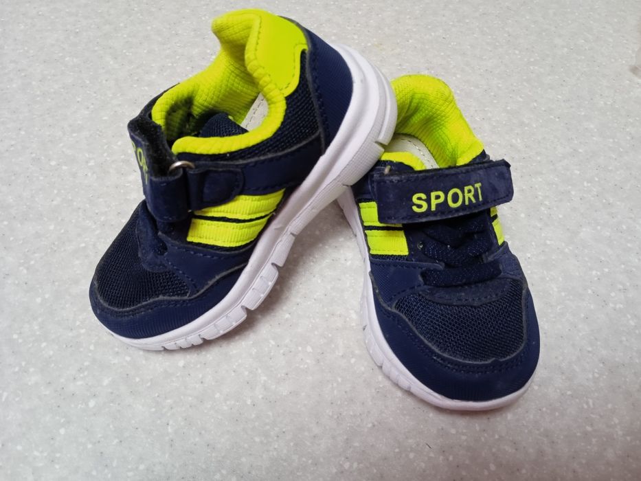 Кроссовки обувь детская