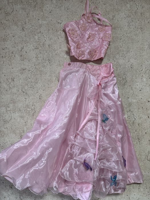 Платья на девочку ( нарядные)