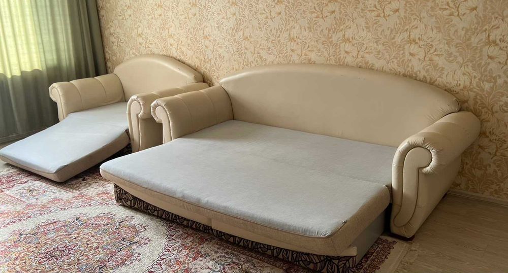 Продам Диван, вместе с креслом