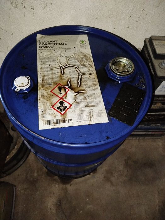 Отработено масло 60л. Варел