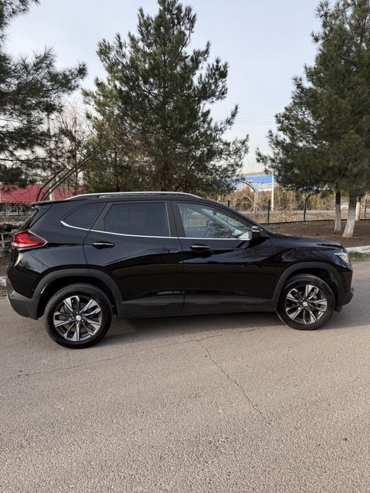 Tracker 2 premier plus 2025