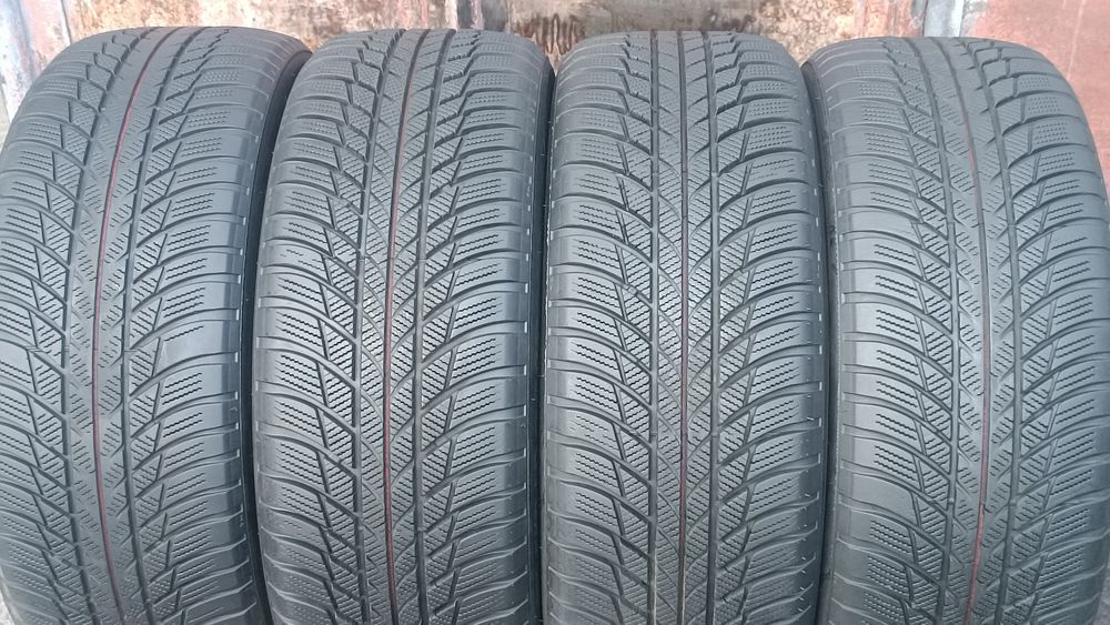 215/55/17 Bridgestone