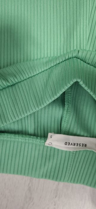 Vând pantaloni Stradivarius cu crac larg