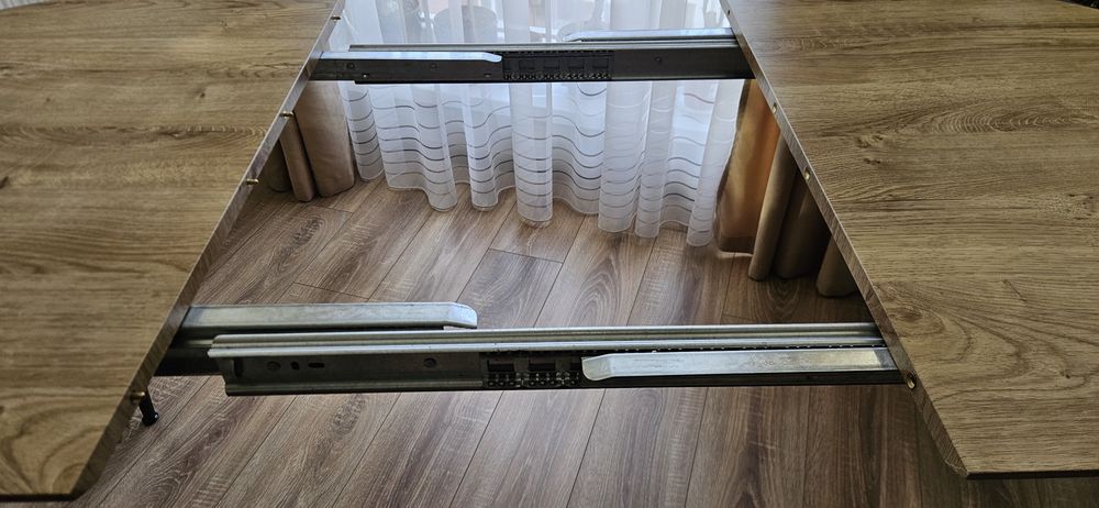 Masa dining sufragerie extensibila 4-6-8 persoane