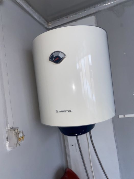 Аристон ‘’••••••